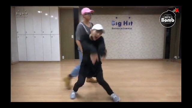 [CHOREOGRAPHY] BTS (방탄소년단) 'RUN' Dance Practice