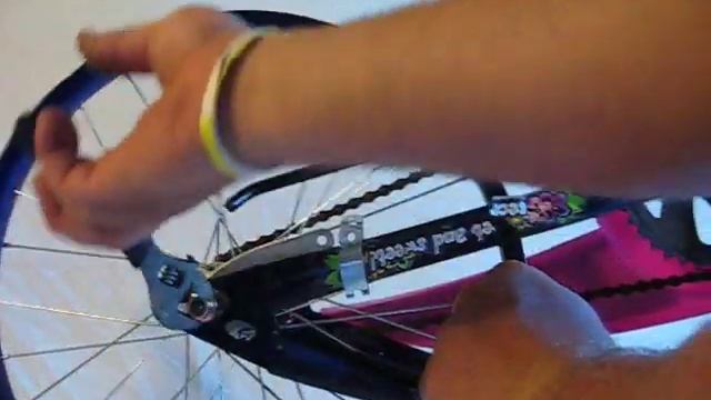 DIY VIDEO 1 of 6 Permanent Magnet DC Pedal Power Bicycle Generator смотреть онлайн