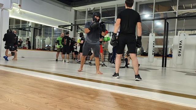 Varyag Fight Gym (Митино). Бокс 07.10.2024 #2 смотреть онлайн