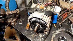 Электродвигатель с компрессора с алюминиевой обмоткой. Маленький токарный станок в мастерскую