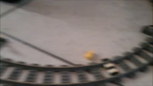 Legotrein 4565 met 2 motors (9 Volt + PF) en sets 10015, 10016 en 10017 смотреть онлайн