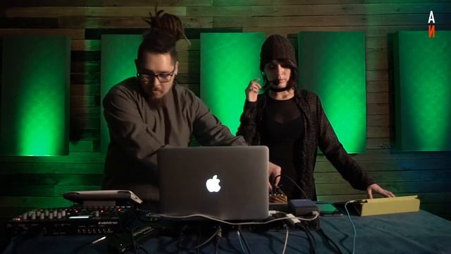 Andrew Sprrw & Nika - Частота ITV Session at Galernaya 20 смотреть онлайн