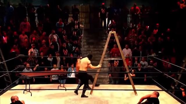 Lucha Underground - Angelico Jumping Kick Spot [S01E28 Shoots And Ladders] смотреть онлайн