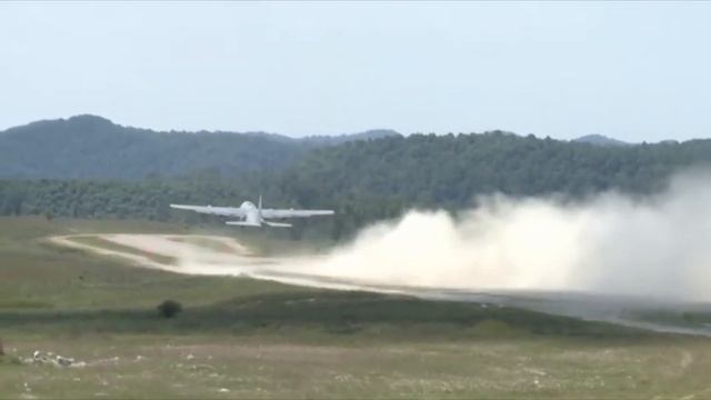 Why the 60-year-old C-130 Hercules is still around | Airplane Anatomy Ep.15 смотреть онлайн