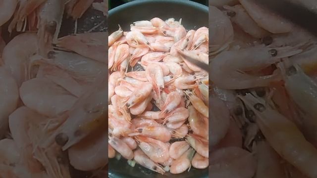 Обо всём по чуть-чуть)))