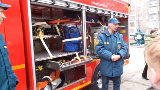 ПОЖАРНАЯ МАШИНА \ ВИДЕО ДЛЯ ДЕТЕЙ \FIRE TRUCK \ VIDEOS FOR KIDS \ смотреть онлайн