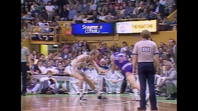 Tom Chambers Huge Dunk on Celtics – RARE Floor Angle in HQ! смотреть онлайн