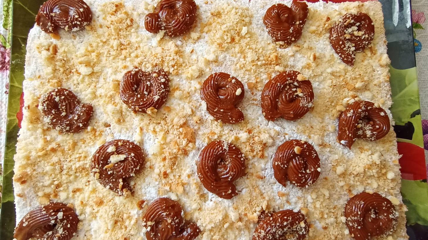 Нежный бисквит с джемом и варёной сгущёнкой смотреть онлайн