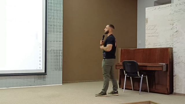 Лекция об армянских национальных костюмах – таразах и мастер-класс этнических танцев. смотреть онлайн