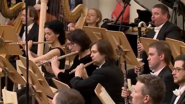 Д. Шостакович. Симфония № 7 Ленинградская смотреть онлайн