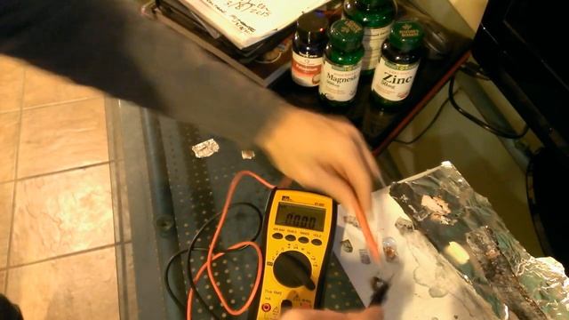 POWER PRINTED ON PAPER! Voltage from paper thin, non-moving DC GENERATOR! смотреть онлайн