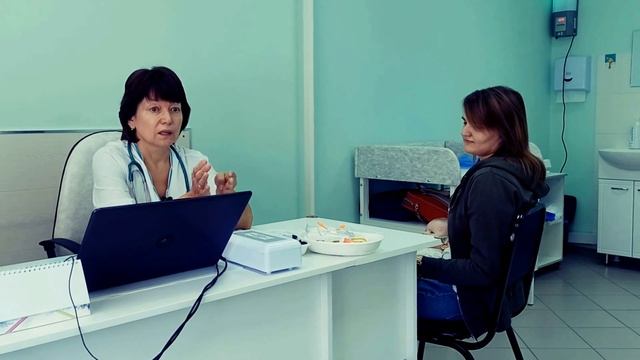 Плановый осмотр педиатра в 3 месяца смотреть онлайн