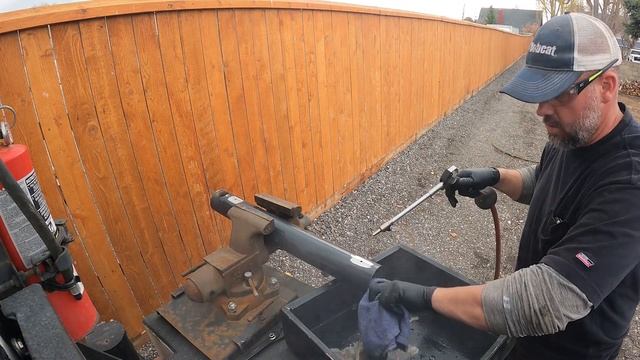 Bobcat Hydraulic Cylinder Weld Repair DIY