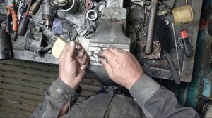 Как извлечь внутреннюю втулку без специального инструмента...