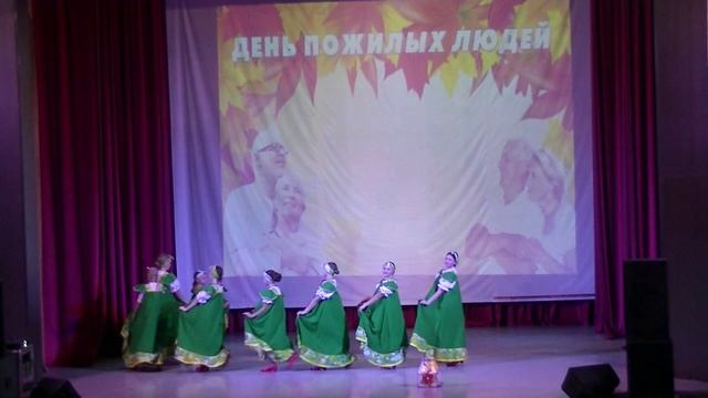 Танцевальный коллектив "Яблочки" - "Плясовая" смотреть онлайн