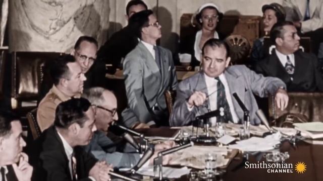 Joseph McCarthy's Downfall Was Accusing the Army of Communism смотреть онлайн