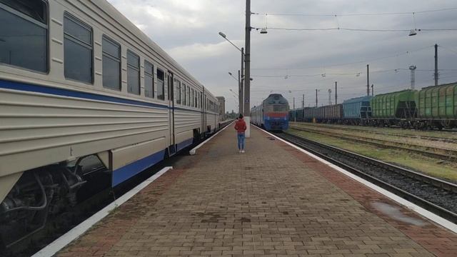 Отправление ДЕЛ02 и прибытие Д1 на ст Николаев Пасс смотреть онлайн