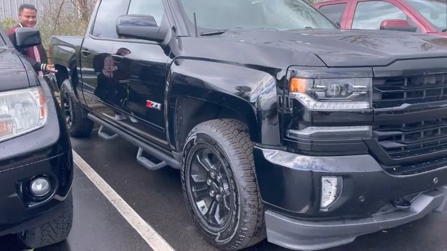 Go buy the car with my brother… смотреть онлайн