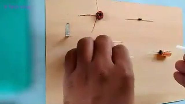 How to make a Boost Converter(1.5v to 6.5v)... смотреть онлайн
