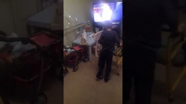 Реабилитация детей с ДЦП. Вадим танцует смотреть онлайн