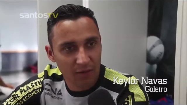 Jugadores ticos recibieron una camiseta del equipo de Santos смотреть онлайн