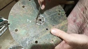 Ка точно и быстро сделать большое отверстие в металле.