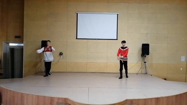 Е Стрижнев и П Кузнецов-солисты хореографического коллектива "РАДОСТЬ" КГАПОУ "КТТиС" смотреть онлайн