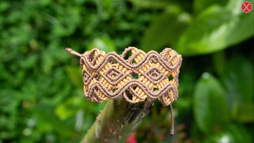 Macrame bracelet tutorial： SARA - The lovely wavy loop - Elegant and simple смотреть онлайн