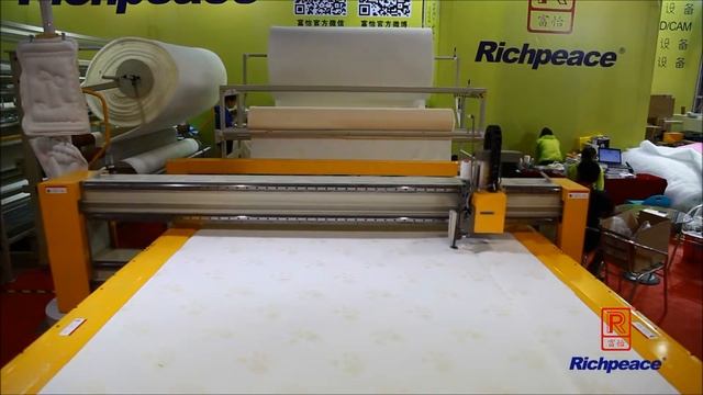 Автоматизированная компьютерная стегальная машина проходного типа смотреть онлайн