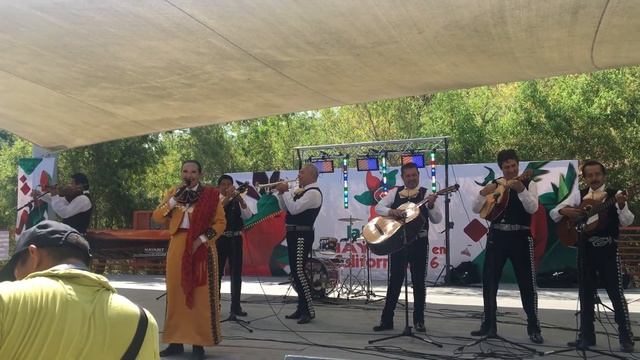 "Libro Abierto" Mariachi Fiesta Tapatia con Rosenda Bernal en la Fiera de Nayarit смотреть онлайн