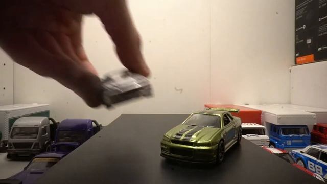 Found Some Old Stock! Nissan Skyline R34 GTR Unboxing смотреть онлайн