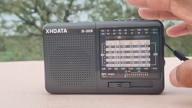 Review: XHDATA D-328 Radio | AM/FM/SW 12 Band Receiver & Mp3 Player | कैसा है ये रेडियो? |