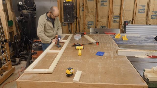 DIY Farmhouse Platform Bed with Storage смотреть онлайн