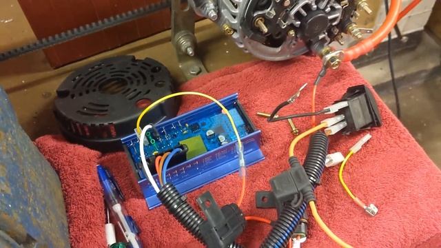 Betamarine Beta43, Beta50 Narrowboat 175A Alternator. Charging Lithium Batteries. Balmar Controller смотреть онлайн