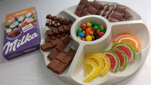 Асмр Шоколадный🧇🍮🍰🍧 хруст и постукивание шоколада и вкусняшек для вашего удовлетворения🥰