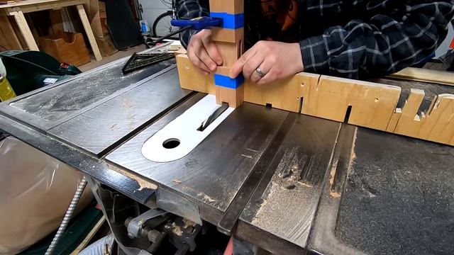 Mid-Century Modern Plant Stand - Traditional Joinery смотреть онлайн