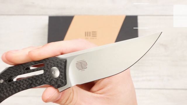 Нож WE Knife Speedliner, CPM 20CV, Twill Carbon Fiber / Titanium Handle