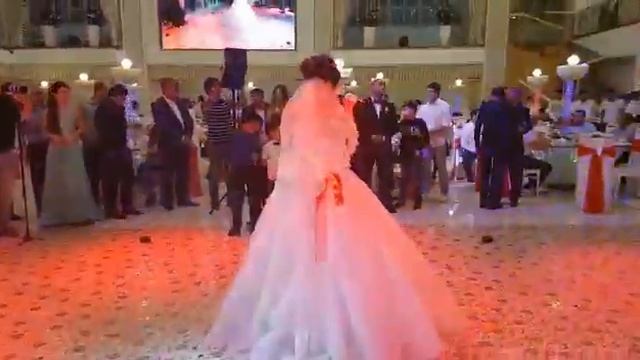 Супер свадьба в Алмате Азербайджанской смотреть онлайн