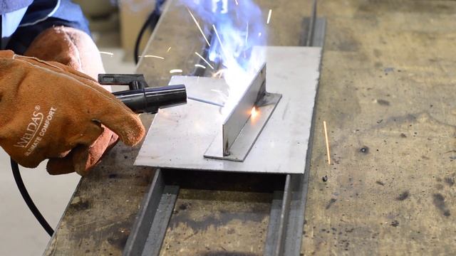 Lidl PARKSIDE ® PISG 120 A2 Stick Welding Machine Unboxing and Test / MMA Elektrodenschweißgerät смотреть онлайн