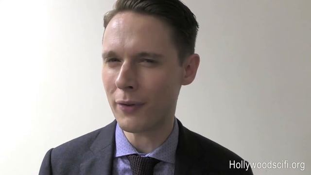 Douglas Adams DIRK GENTLY Holistic Detective Agency смотреть онлайн