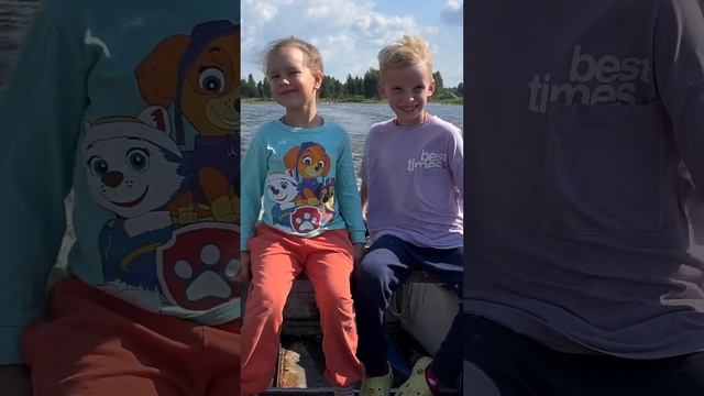 Река #дочки #многодетнаясемья #мамаблогер #река#озеро#катер#лодка#селигер#дети смотреть онлайн