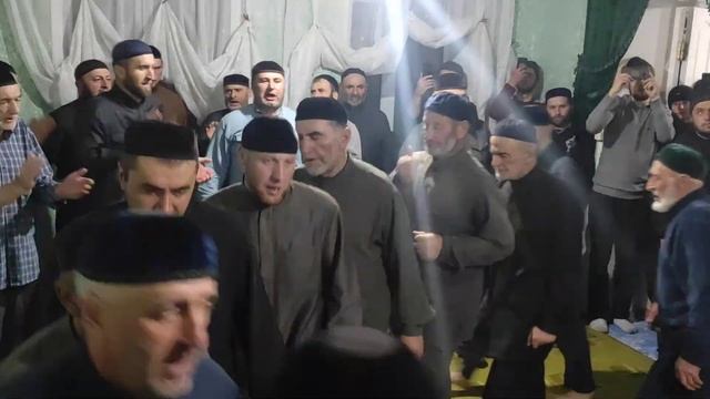 Зикр Анди У Мамедова Расула 3-я ночь смотреть онлайн