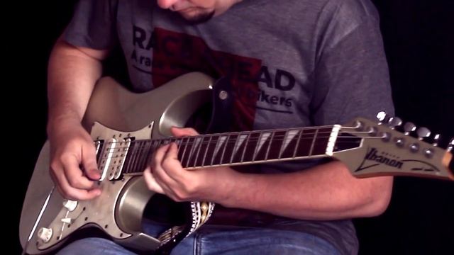 The Loner/Плачем от одиночества с Гари Муром смотреть онлайн