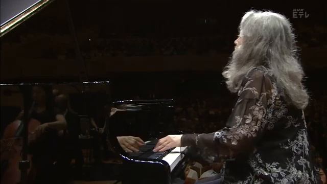 Beethoven - Piano Concerto No. 1 | Martha Argerich