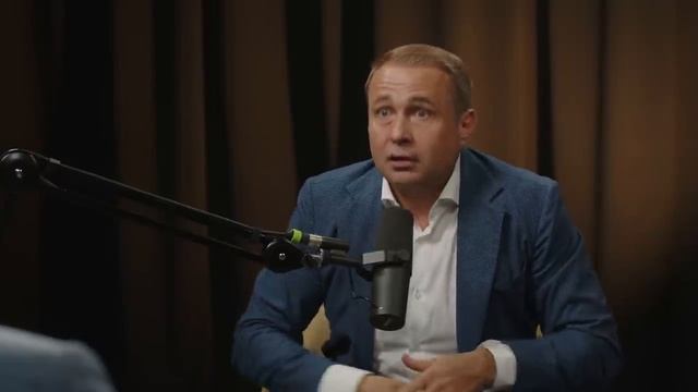 Миллиардные инсайты Оскара Хартмана смотреть онлайн