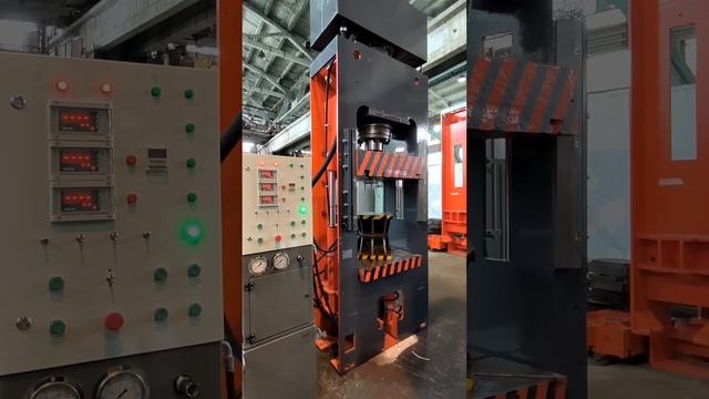 Пресс гидравлический ДГ2432 после модернизации. ВЗПО смотреть онлайн