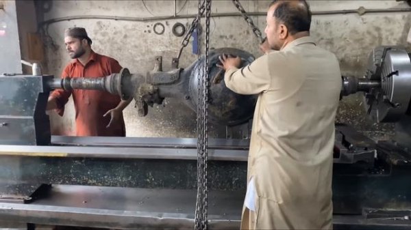 Truck Axle Housing Broken and Bent due To Heavy Load | Repairing Truck Rear Axle