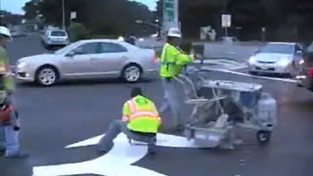 Дорожная разметка Graco ThermoLazer In Action смотреть онлайн