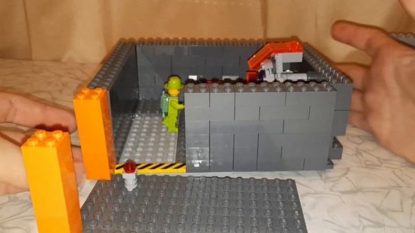 LEGO AMONG US MIRA H Q : обзор; самоделка; among us