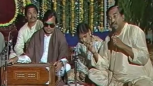 1988-0104 Вечерняя программа в присутствии Шри Матаджи. Ганапатипуле, Индия